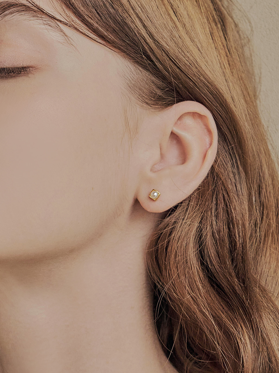 [강한나 이선빈 착용] frame pearl earring