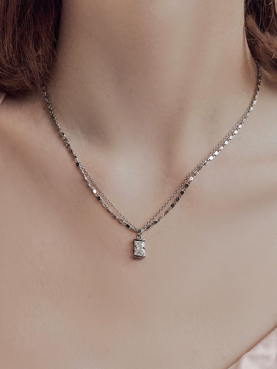 [오마이걸 유아 착용] ellen cubic necklace