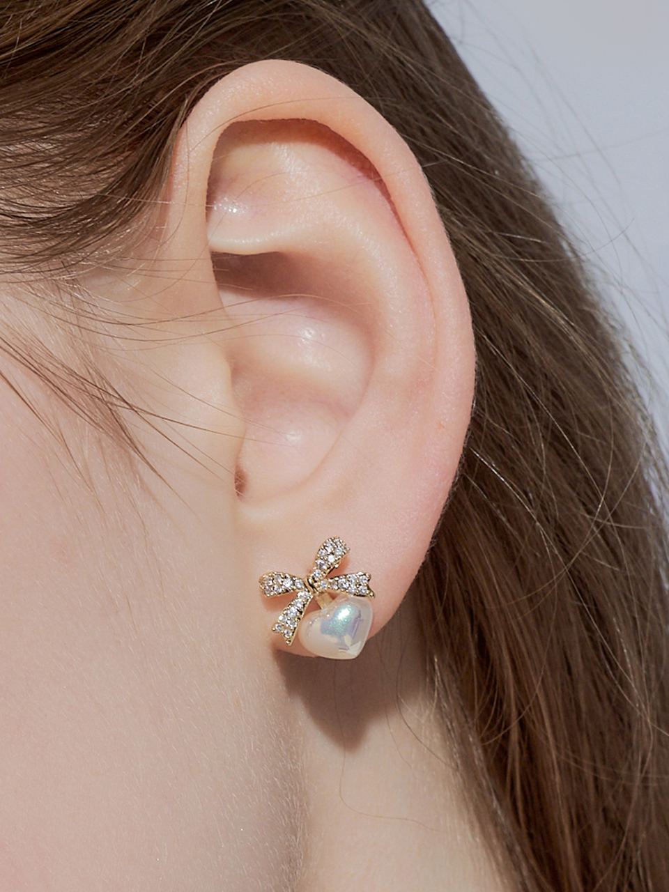[단독][여자 아이들 미연 착용] estel ribbon heart pearl earring