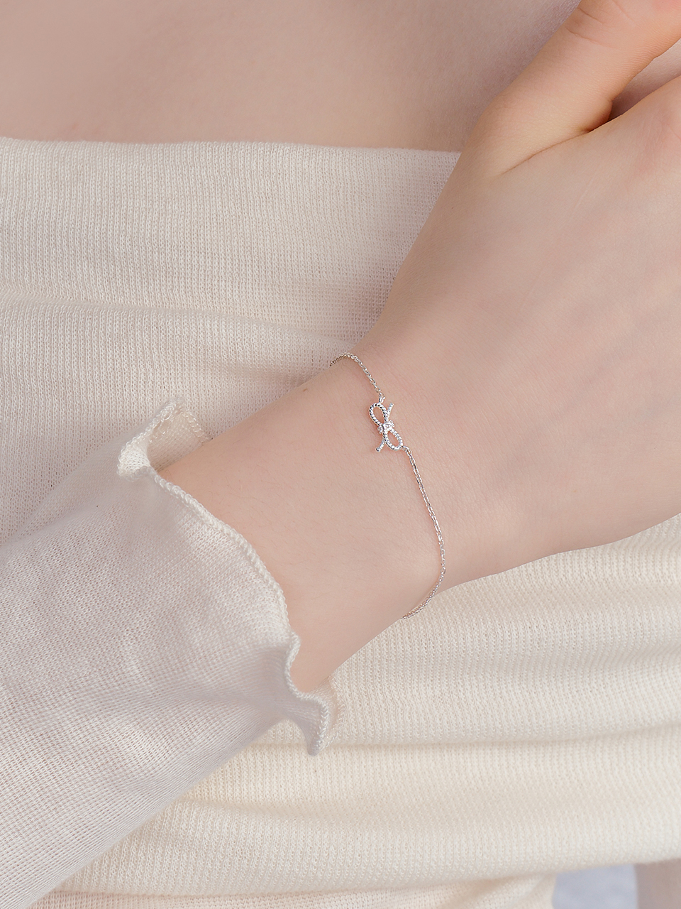 [단독 캡슐컬렉션] string ribbon bracelet